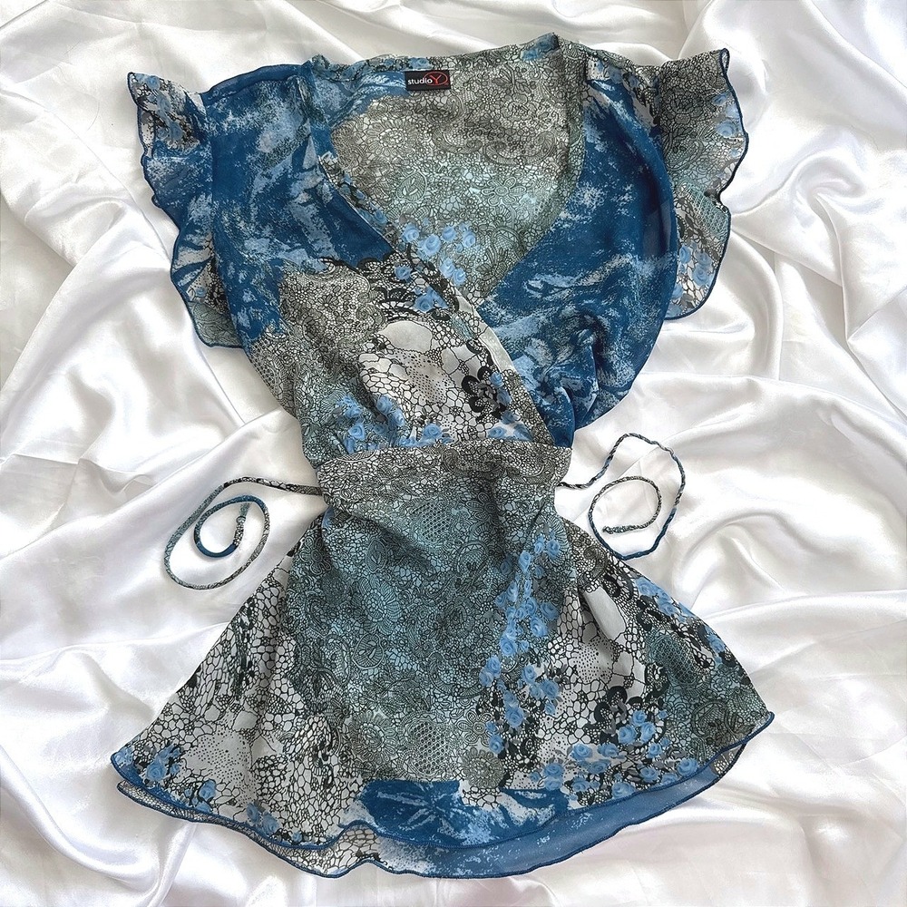 Studio Y Womens Blue Floral Lace Print Sheer Wrap Top Flutter Sleeve Y2K Blouse